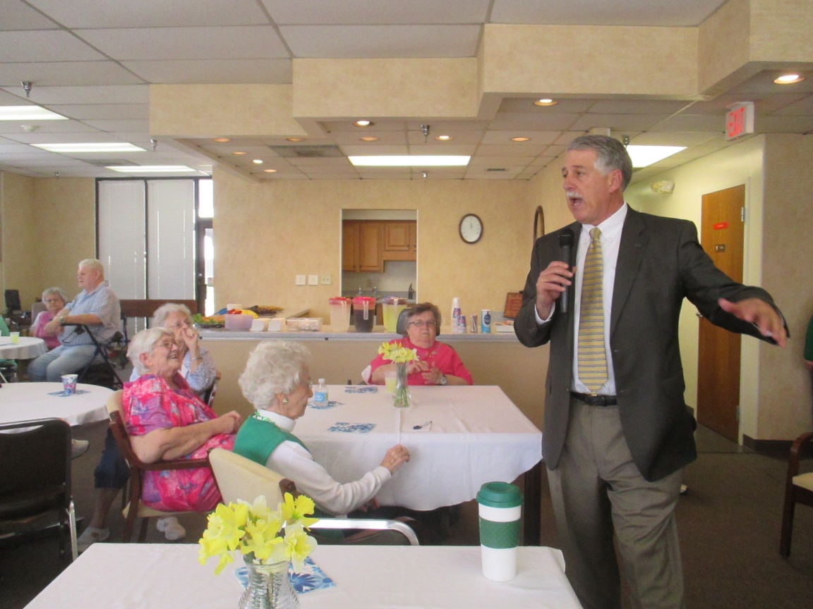 Robin Reed educates Richfield residents about weather forecasting