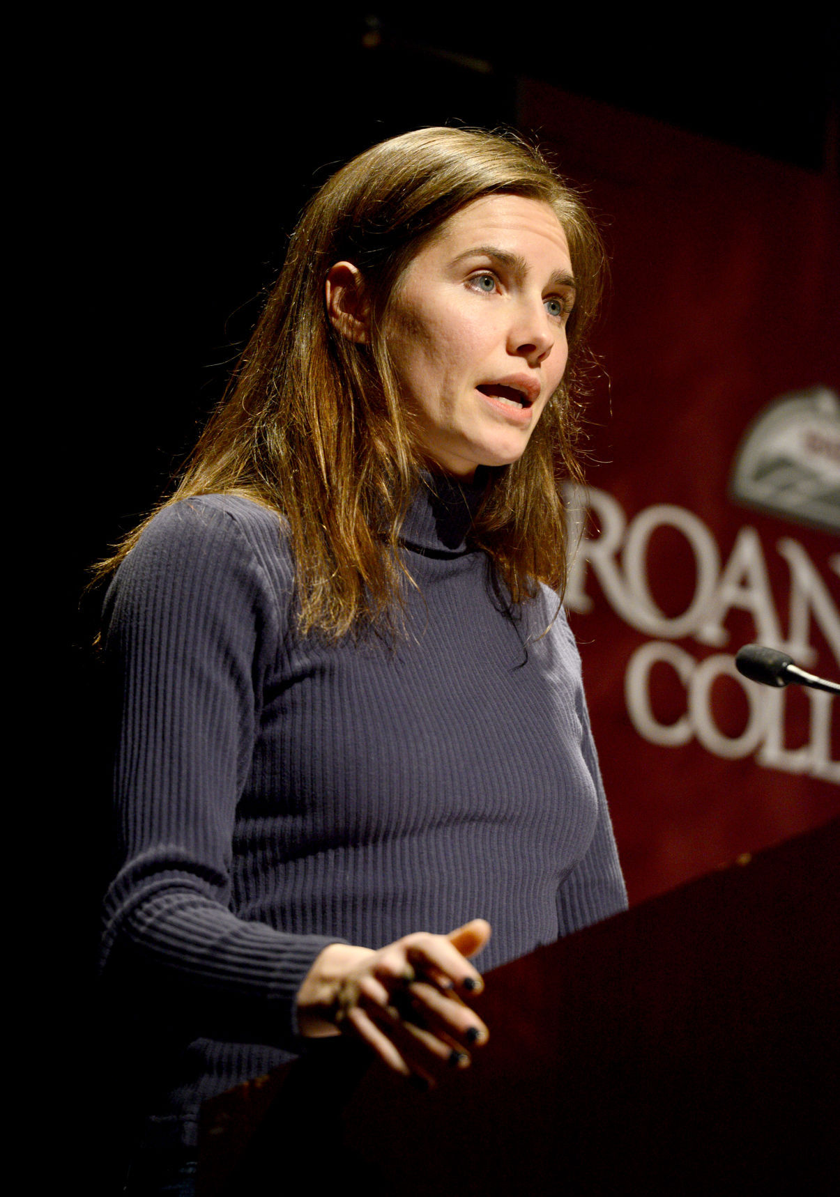 Amanda Knox Talk On Why Truth Matters Draws Crowd At Roanoke College ...