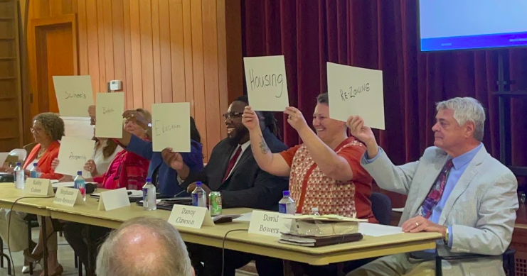 Flock, budget and schools: Roanoke City Council candidates weigh in at forum