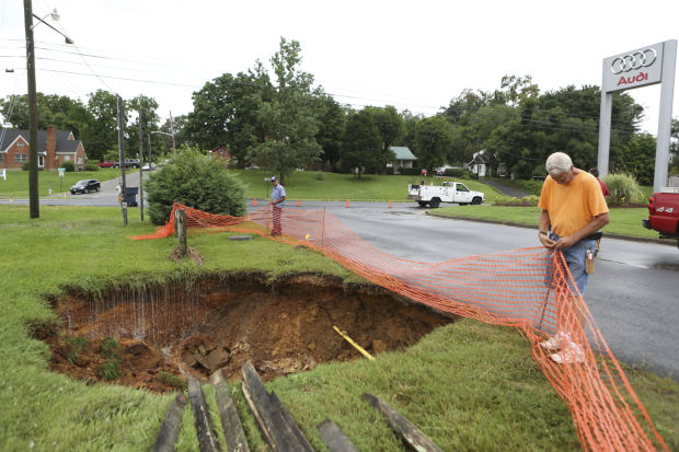 2 sinkholes form along Peters Creek Road in Roanoke