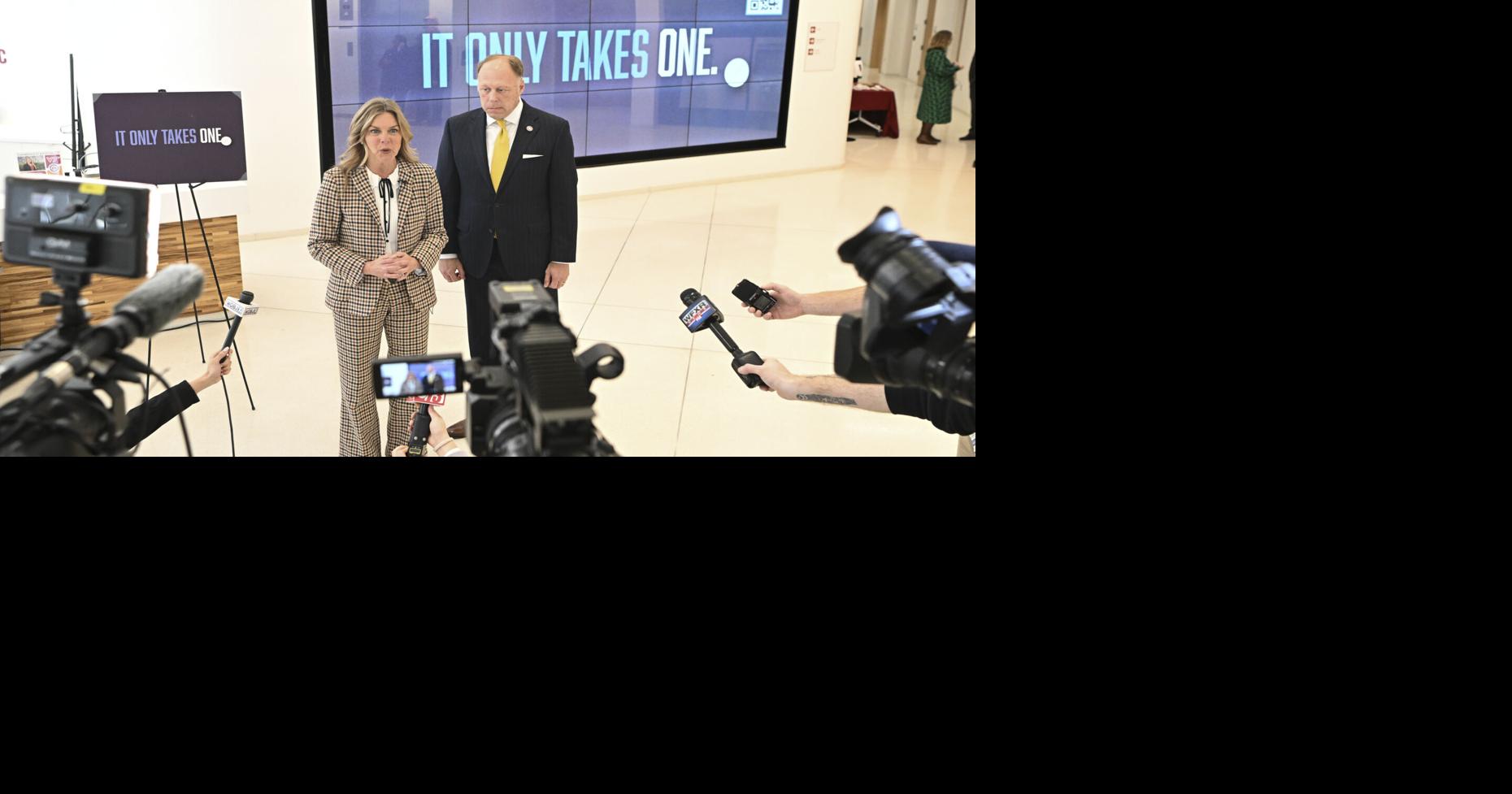 Virginia First Lady spreads fentanyl awareness in Roanoke