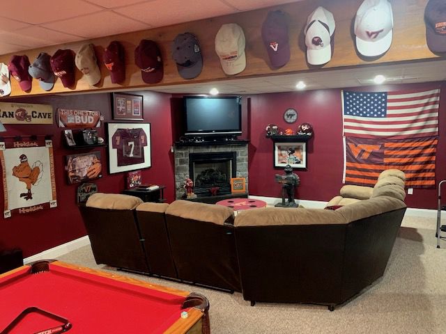 Ultimate Hokies man caves: Sgt. Hokie puts his fandom on display