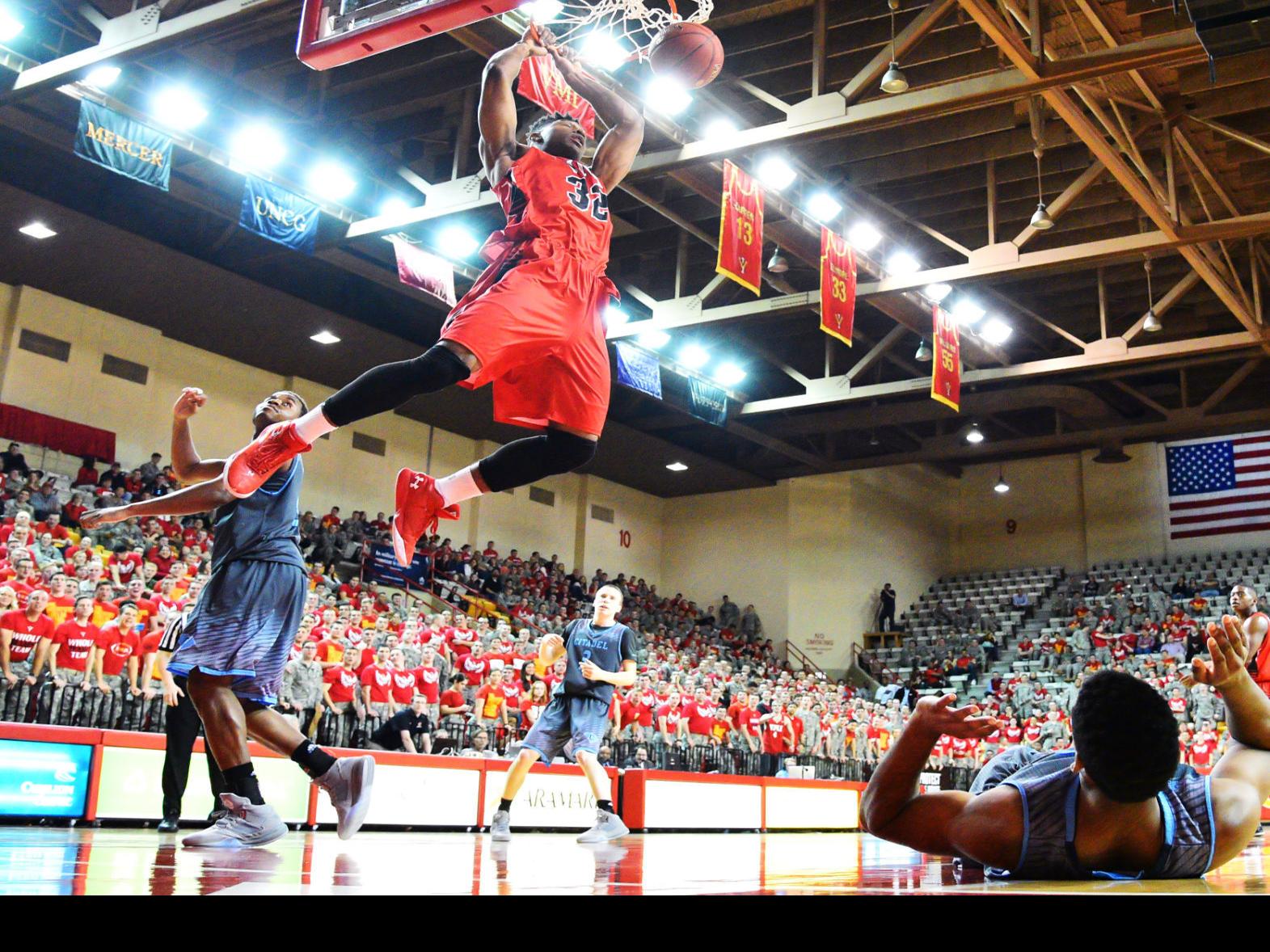 Vmi Downs Citadel Former Coach Baucom On Senior Day College