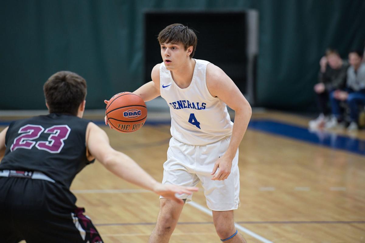 College Basketball Notebook W L Men On A Roll College Roanoke Com