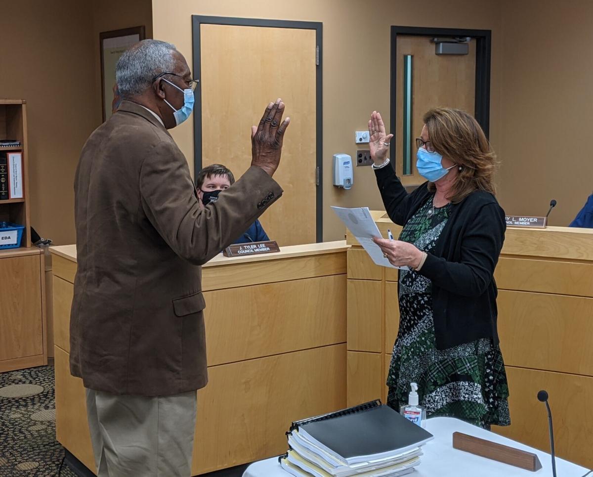 Ralph Casey appointed to fill vacant seat on town council