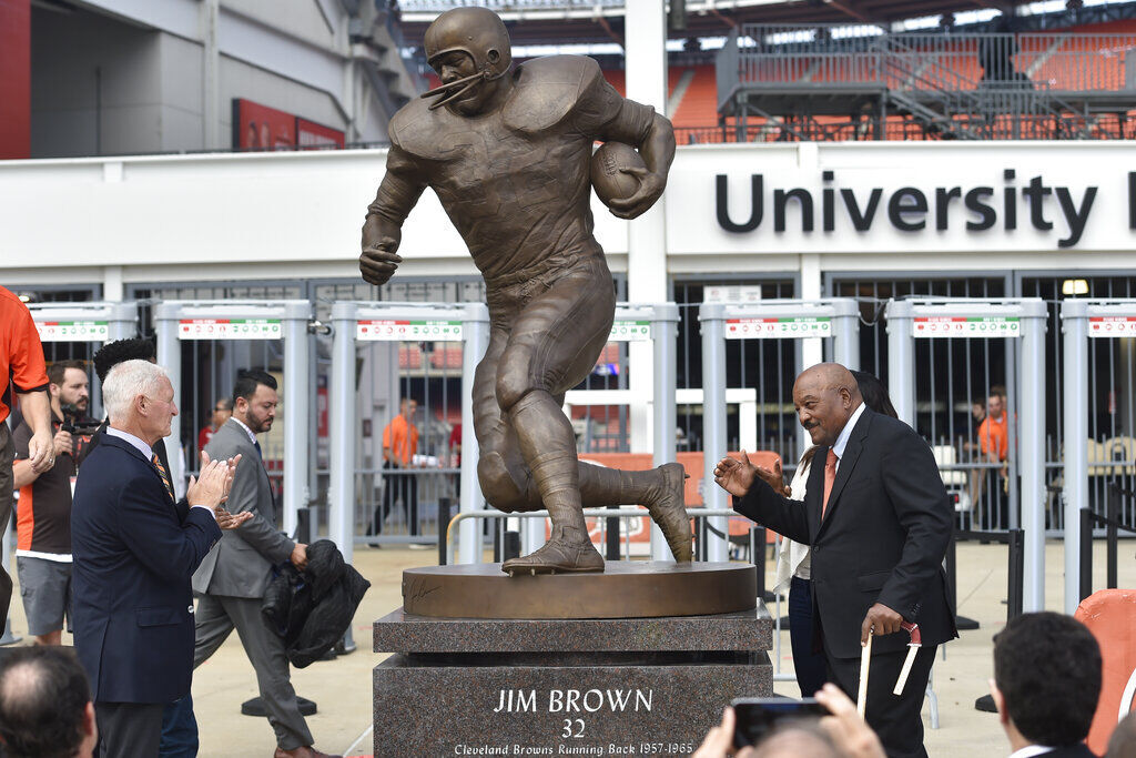 FILE - In this October 1960 file photo, Cleveland Browns fullback