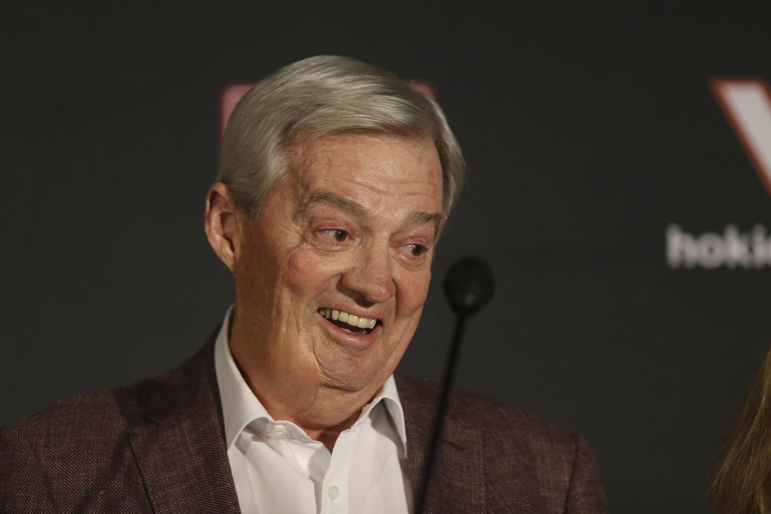 Emotional Frank Beamer says retirement is 'right thing' | Virginia Tech | roanoke.com