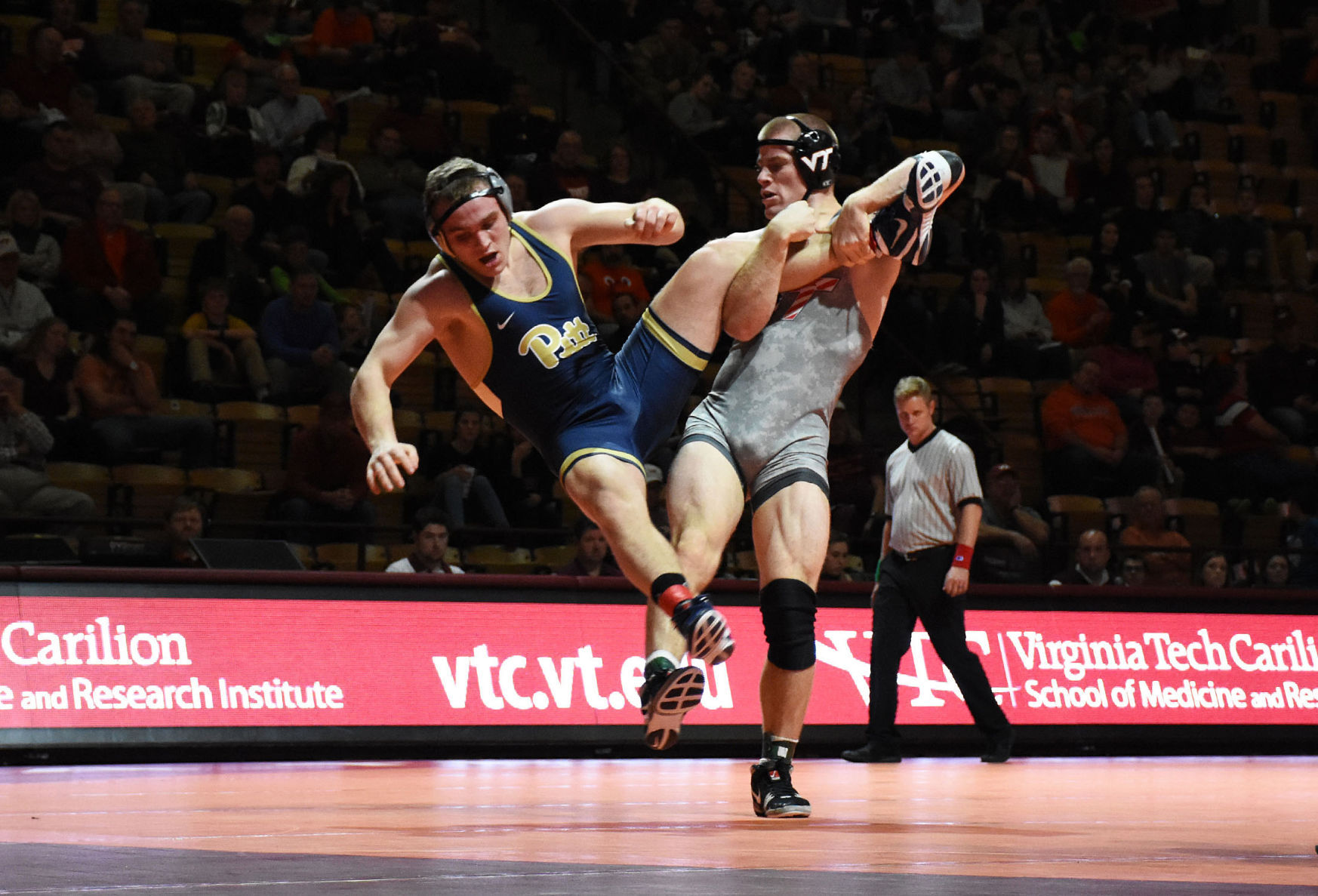 No 5 Virginia Tech Wrestlers Throttle No 23 Pitt 38 9 Sports   5882d9f665bc3.image 