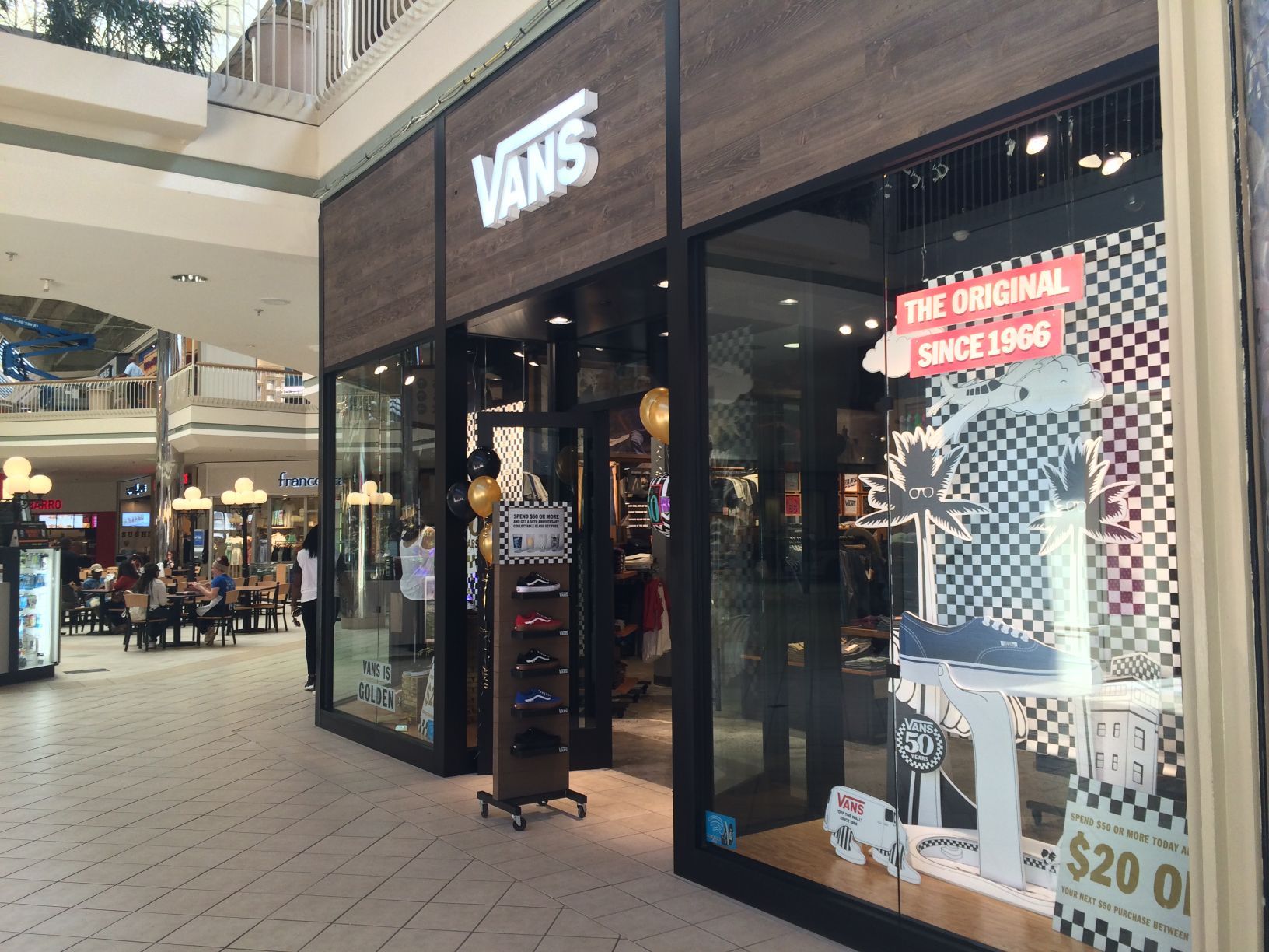 بارد تفويض الشرطي vans fashion valley 