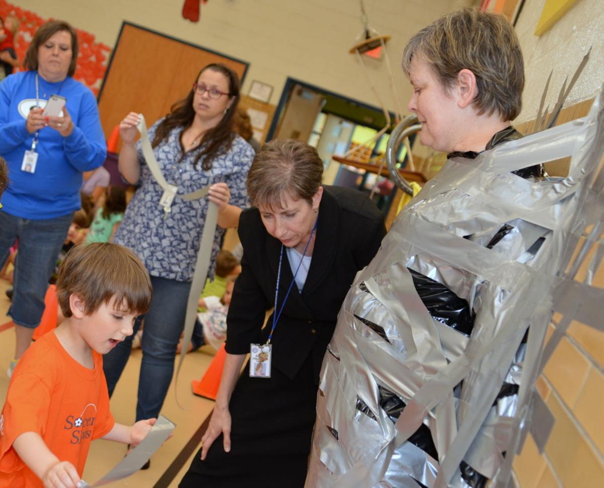 Clearbrook Elementary celebrates raising more than 10,000 for the