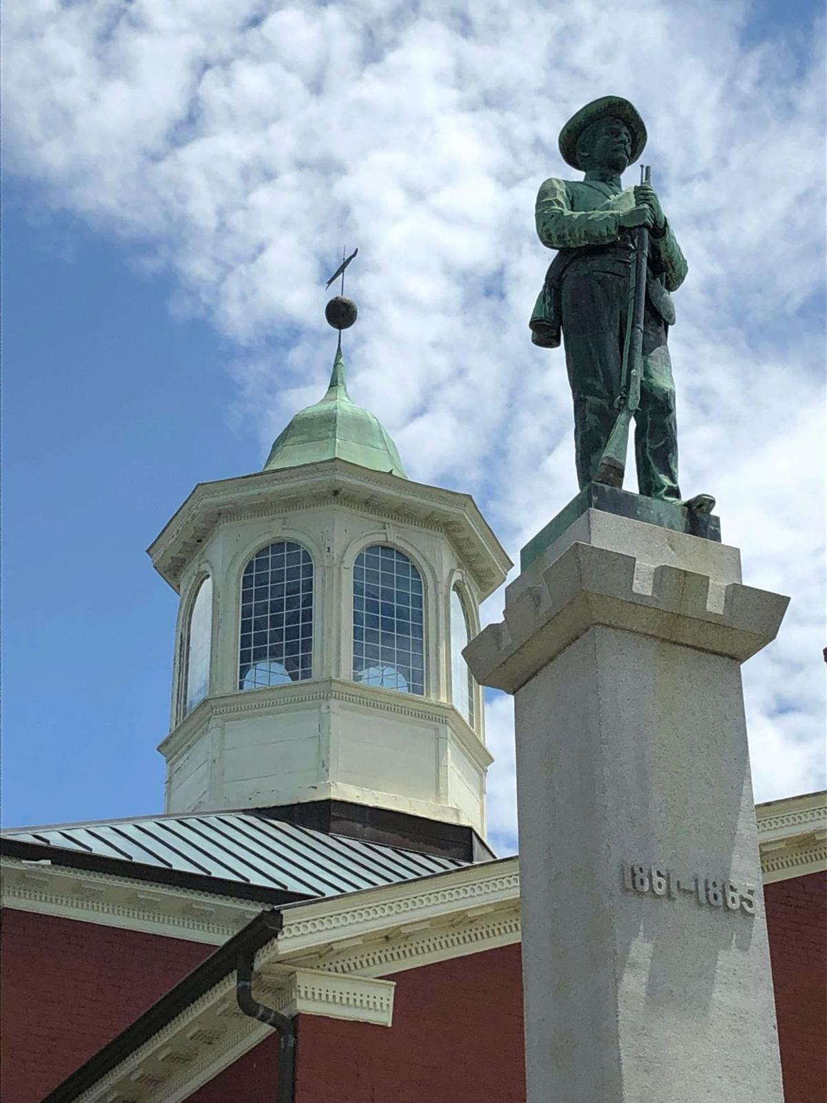 Courthouse’s Confederate statue enters Giles County drug case Crime News