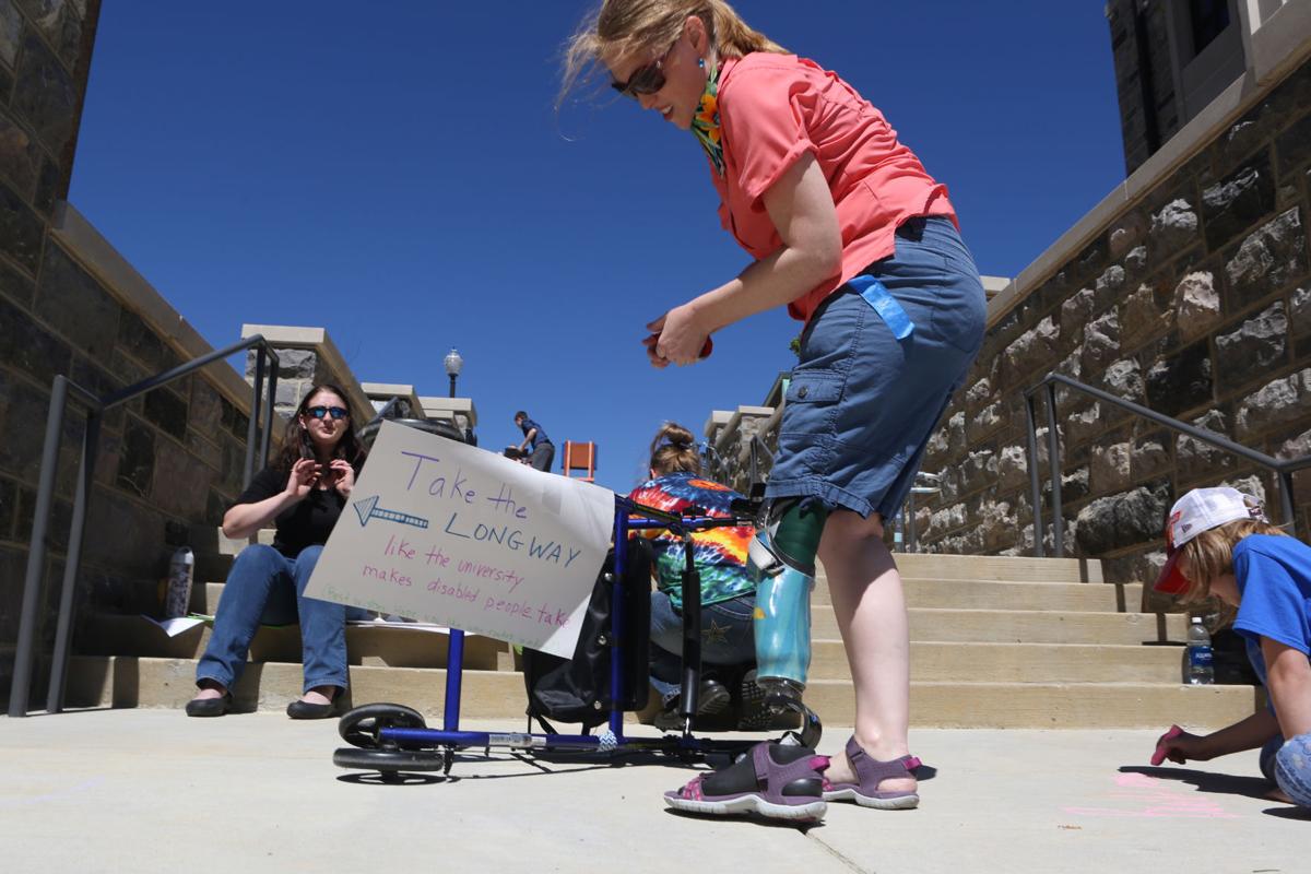 mg vt steps protest 050317