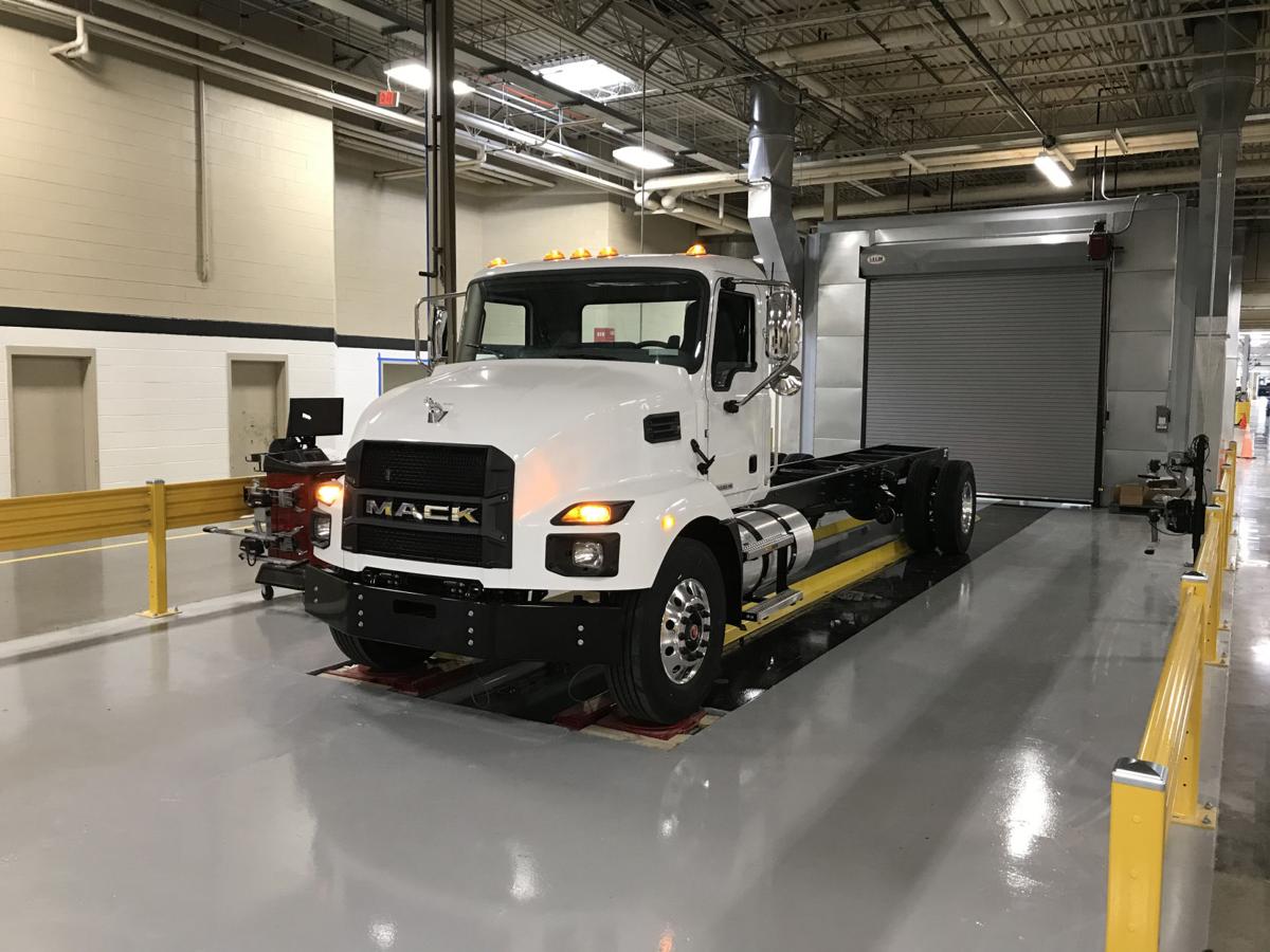 Mack Trucks Opens 13th U S Truck Factory In Roanoke County To Hire 250 Business News Roanoke Com