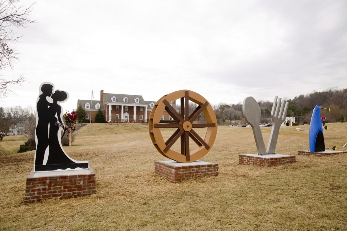 Feeling the love at the Vinton War Memorial Photo