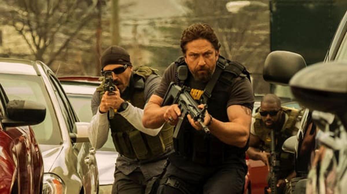 Movie Review Den Of Thieves Is Throwback Cops And Robbers Tale But Some Of It Could Have Been Left Out Arts Roanoke Com