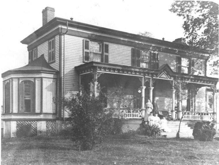 Driving tour of Roanoke history Life