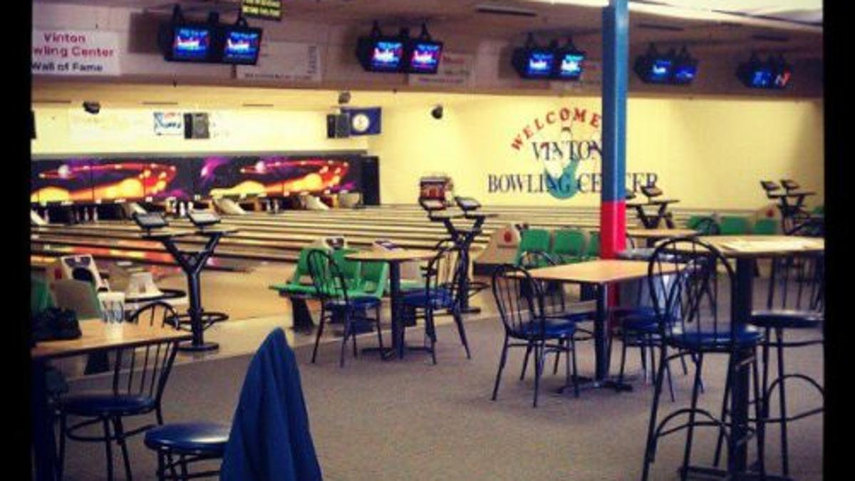 Storefront Vinton Bowling Center Closes After Almost 40 Years In Business Business News Roanoke Com
