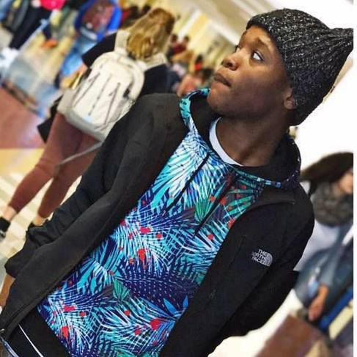 Search Warrants 17 Year Old Nick Lee Killed Amid Gang Turmoil Rollin 30s Probed In 2 Roanoke Killings Crime Courts Roanoke Com The crips are a gang based in the coastal regions of southern california. 17 year old nick lee killed amid gang