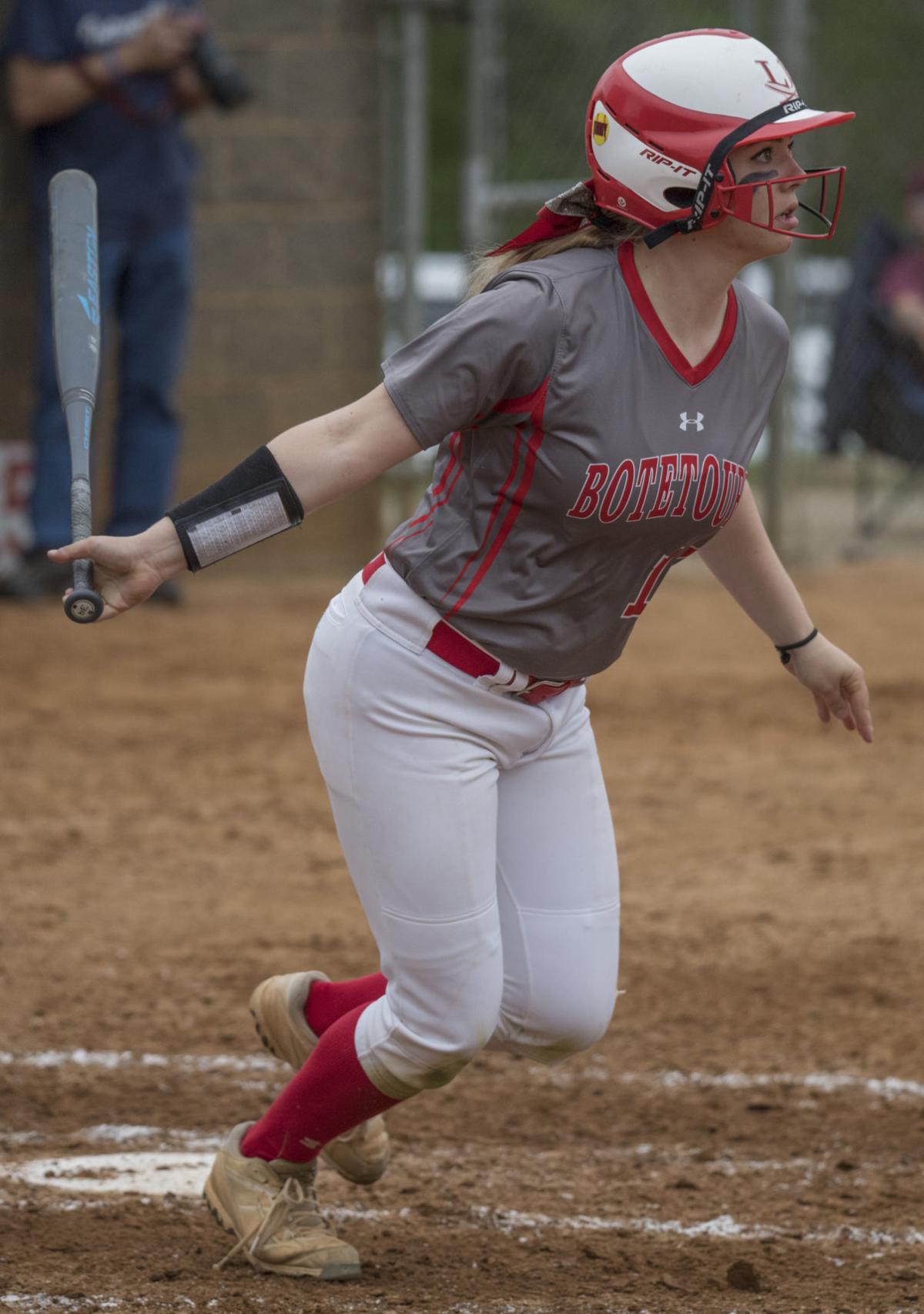 Lord Botetourt outfielder Hannah Mundy going from farm to Farmville