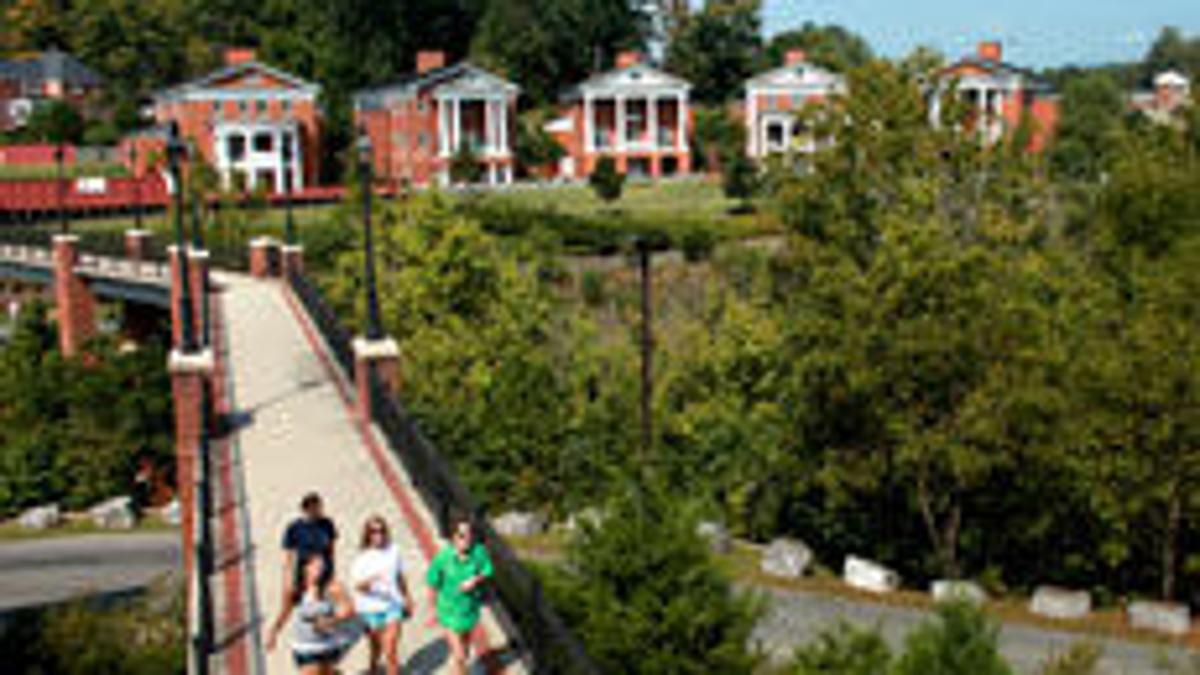 Washington Lee Parties Pushed Off Campus Archive Roanoke Com
