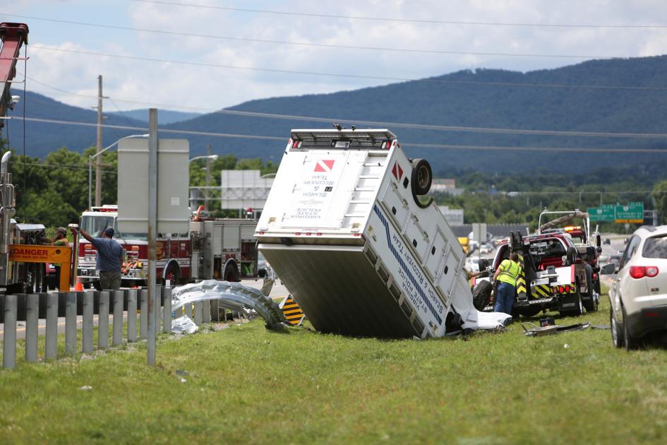 Virginia State Police truck wrecks onto median on I-581 - Roanoke Times
