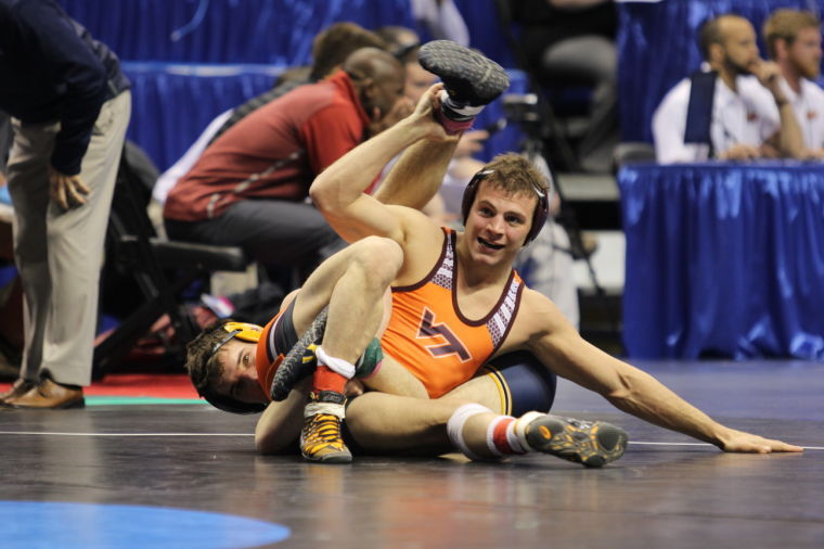 5 advance from Virginia Tech, 1 from UVa in NCAA wrestling