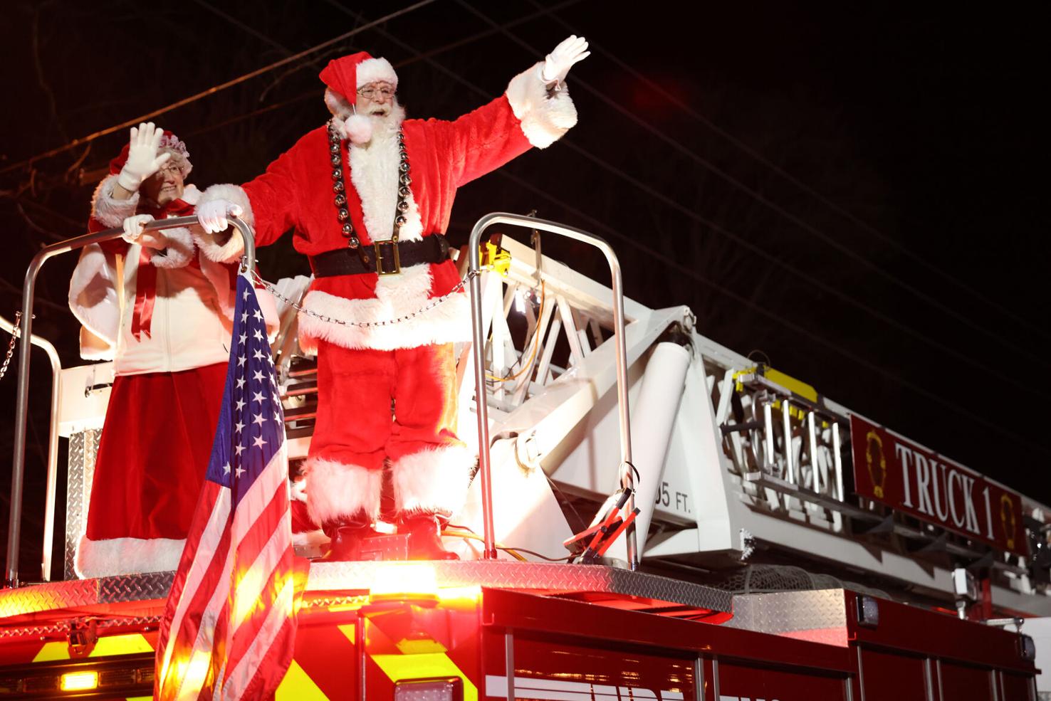 Photos and video Salem Christmas Parade 2024
