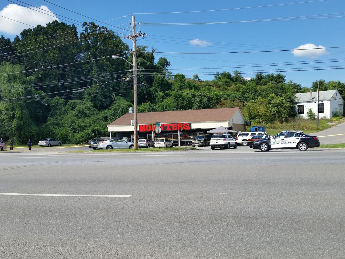 1 person killed, 10 injured in shooting at Roanoke Crime