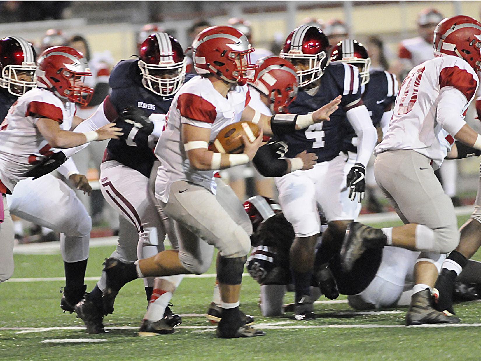H S Football Lord Botetourt Snaps Bluefield S 20 Game Winning Streak Convincingly High Schools Roanoke Com