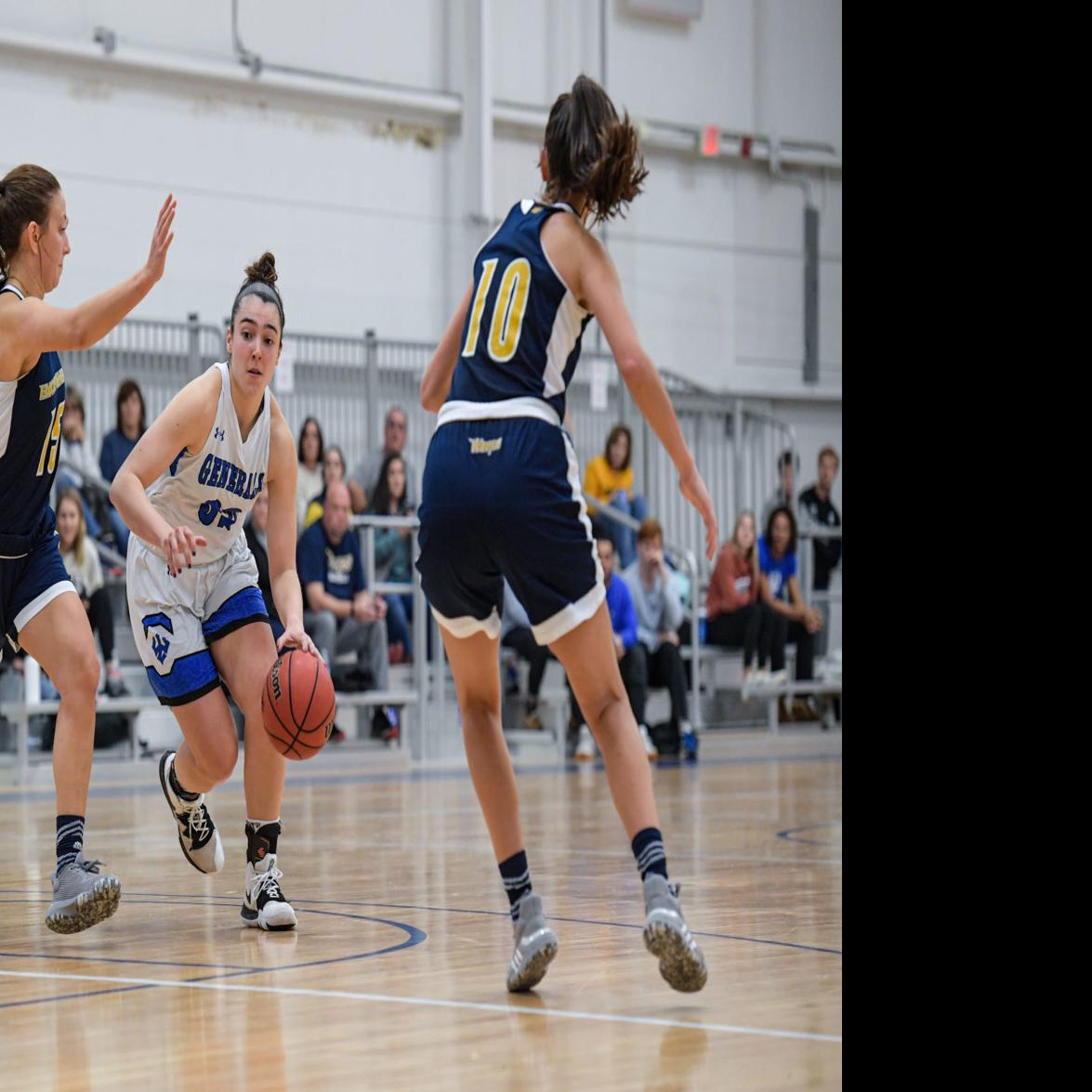 Odac Basketball Notebook W L Women On A Roll Entering Tournament