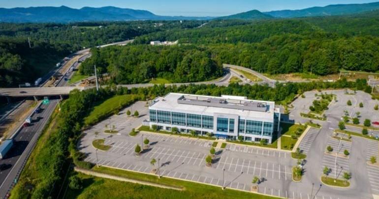 Business Cycle: Allstate building vacant in Roanoke County