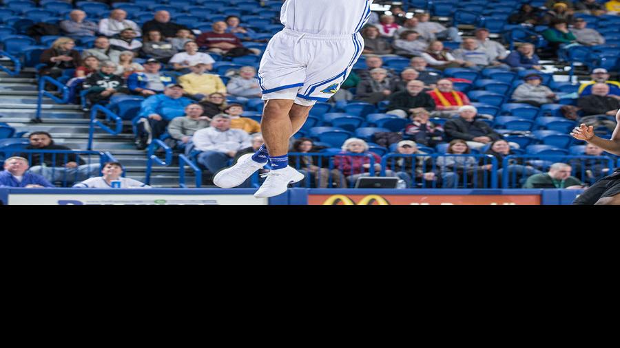 College Basketball Notebook Chyree Walker Transferring To Radford