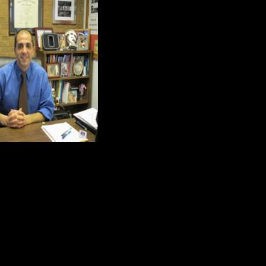 Salem High principal lives his faith