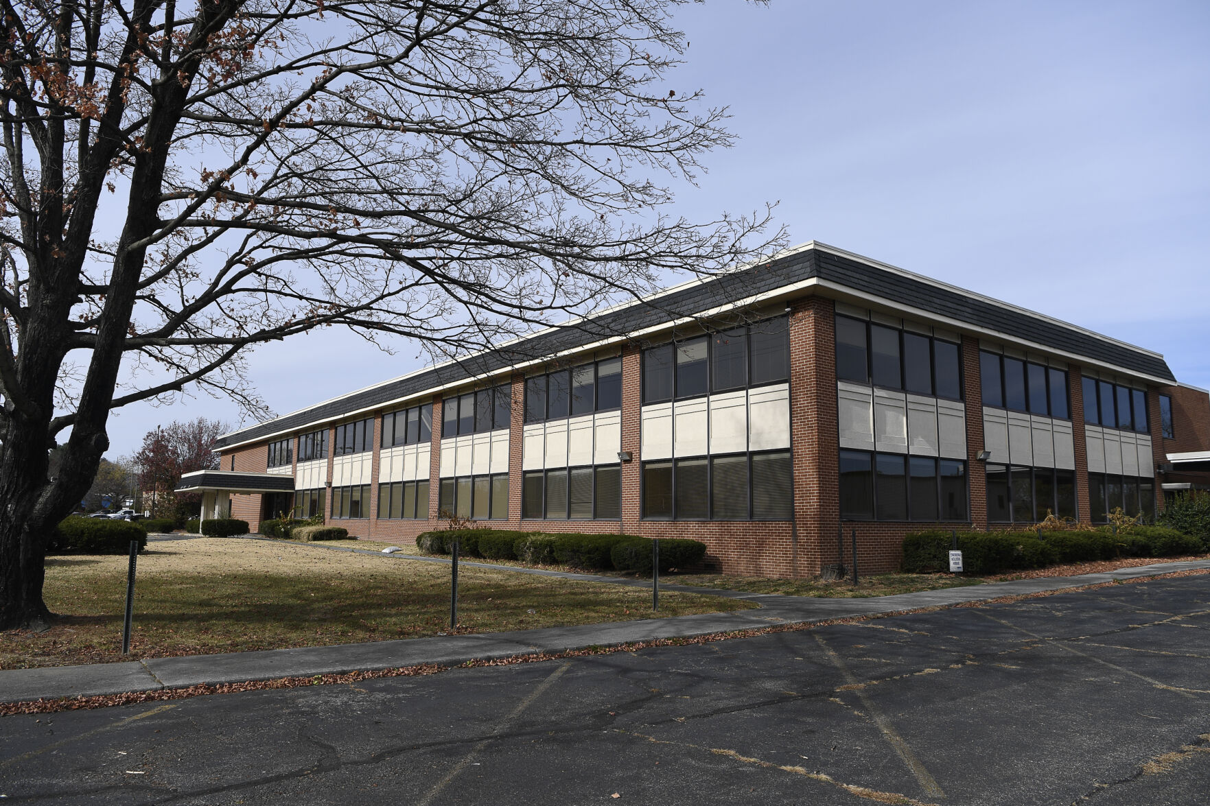 More than 700 patients likely to use Roanoke center weekly