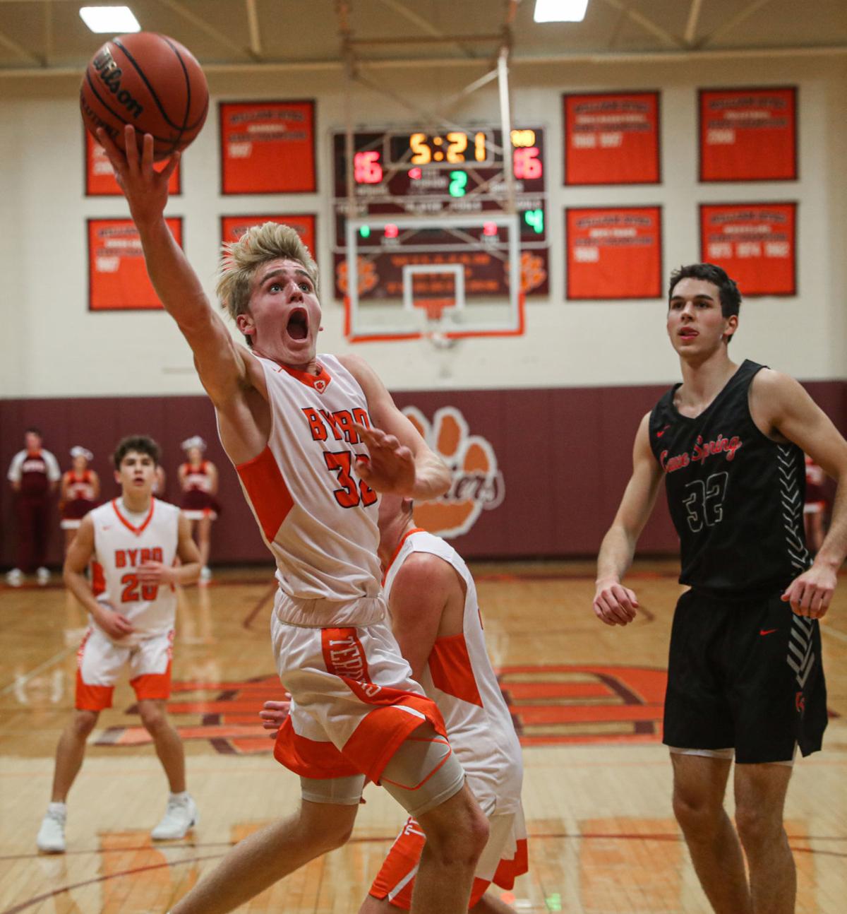 High School Boys Basketball Cave Spring Pulls Away In 4th Quarter