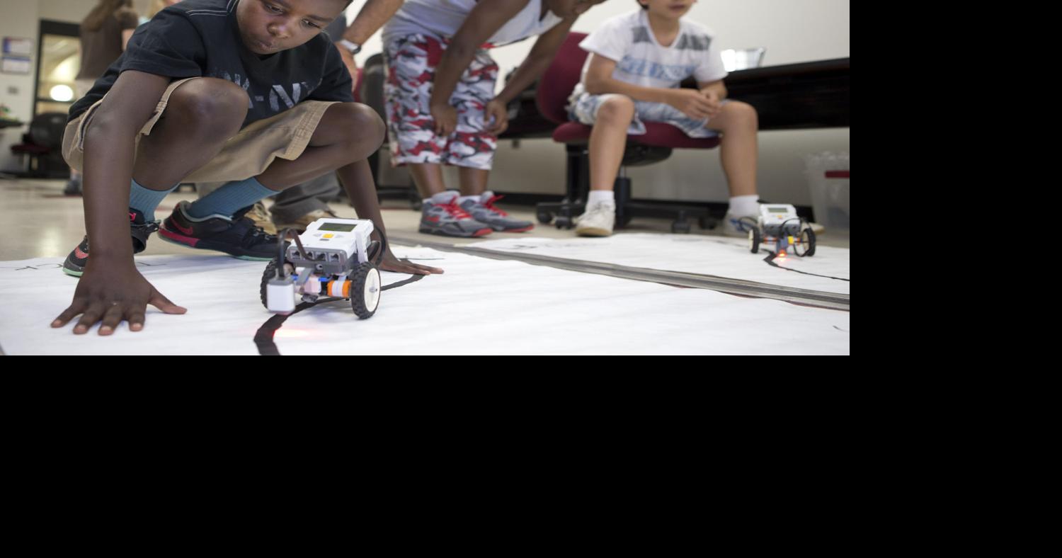 Coding camp exposes middle school students to STEM careers