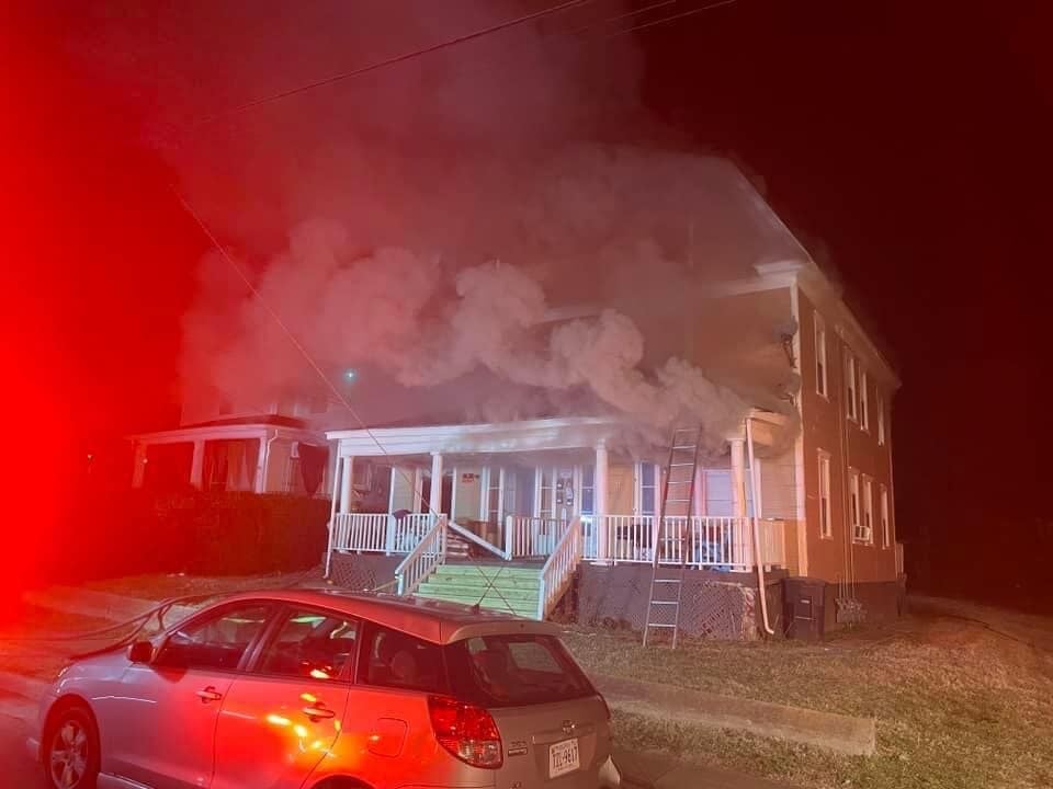 Resident Escapes Roanoke House Fire