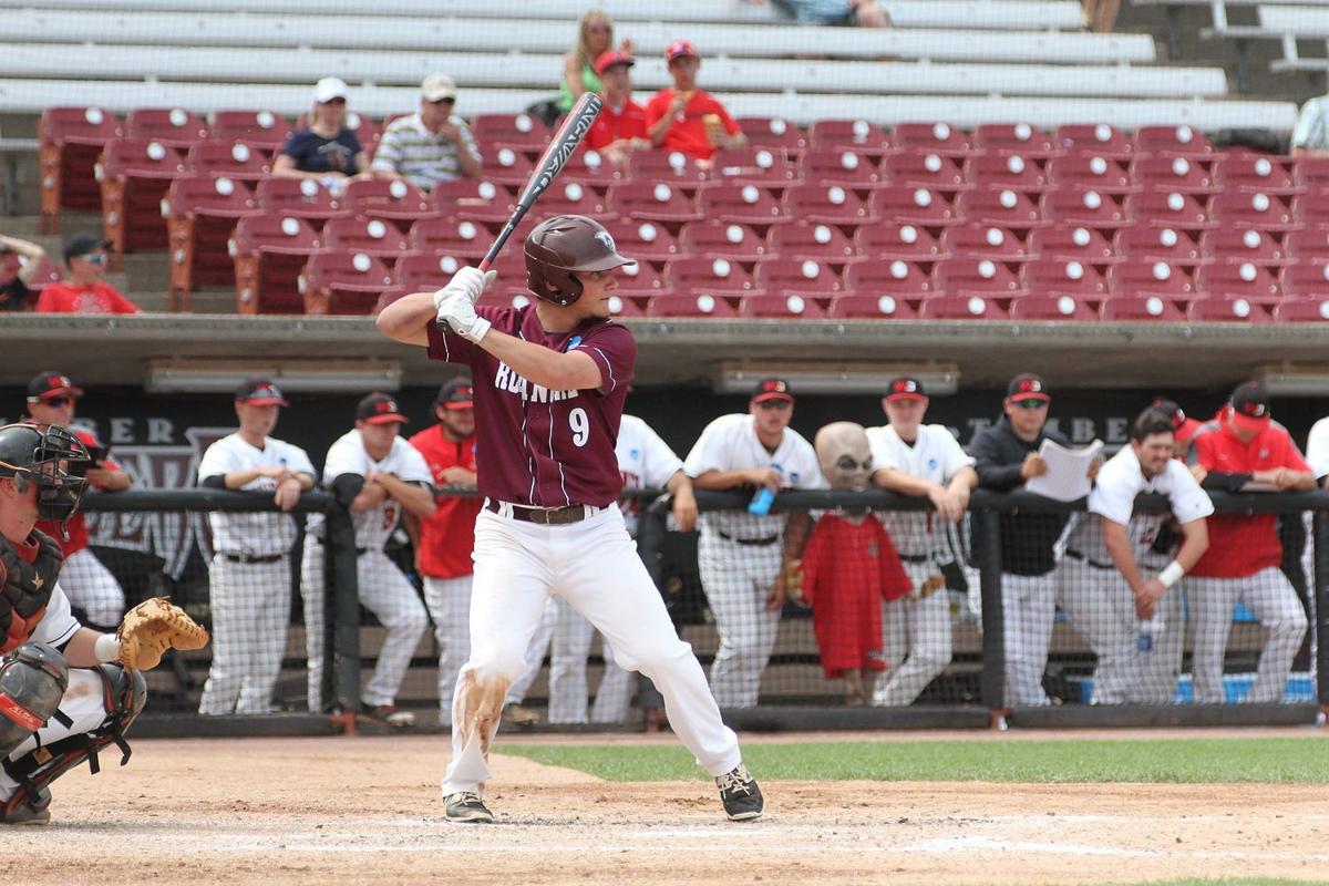 Roanoke drops to losers' bracket after 11-1 loss at D3 baseball tourney