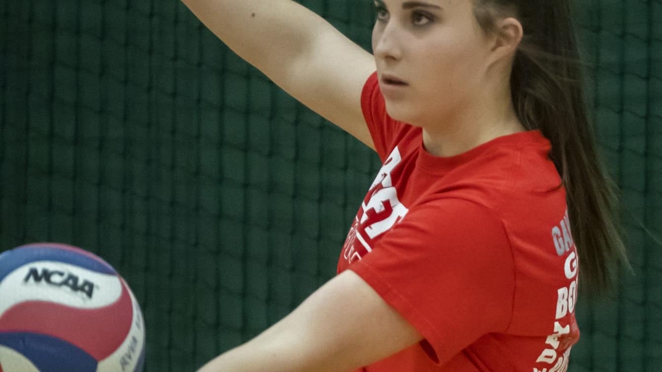 Lord Botetourt Volleyball Player Spikes Back At Cancer Lifestyles Roanoke Com