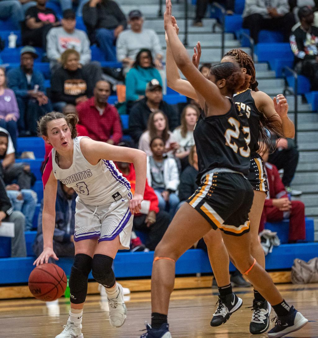 Scenes From Patrick Henry S Girls Basketball State Semifinal With Highland Springs High Schools Roanoke Com