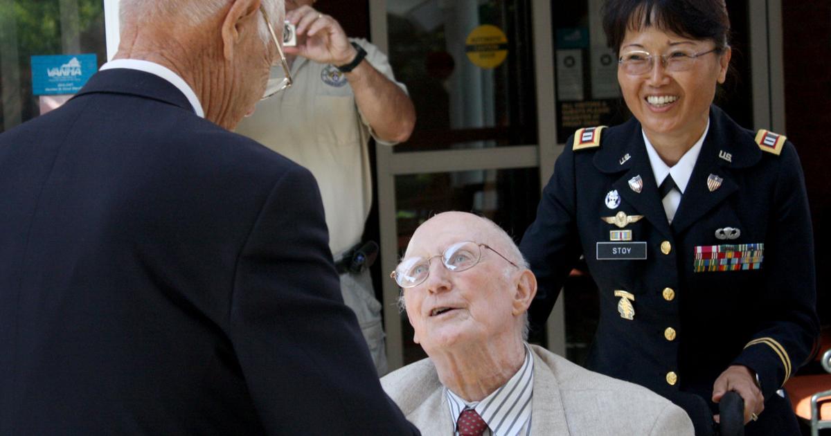 Retired general Ramsey reunites with hero who saved him