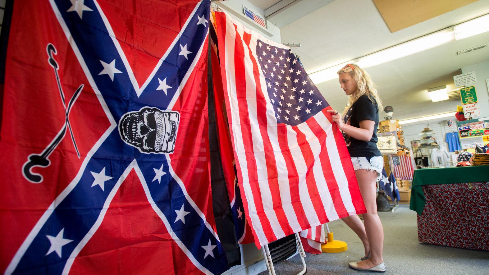 Appomattox Park Bookstore Furls Its Miniature Rebel Battle Flags