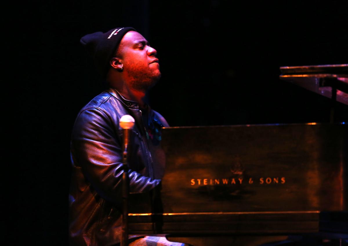 Concert review Robert Glasper makes a deep jazz show funny Music