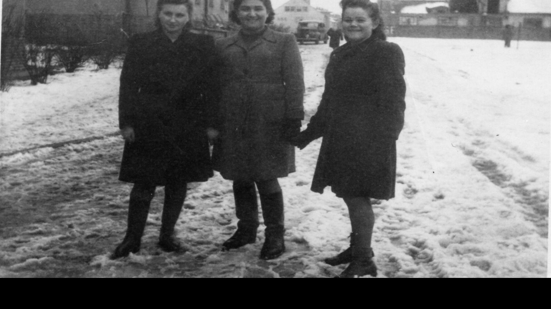 Simone Sima Golub Schwarz Holocaust Survivor And Former Grocer