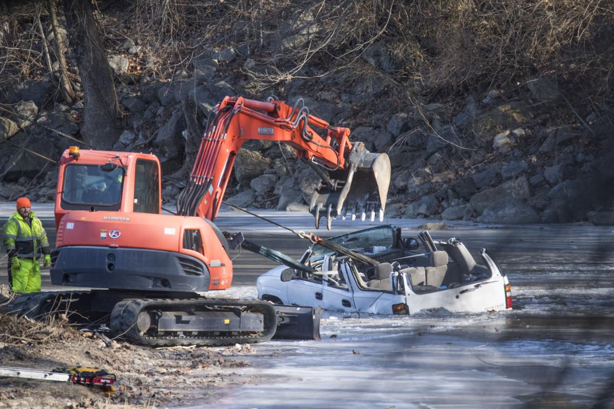 Man dead after being found in vehicle in Roanoke River Local News