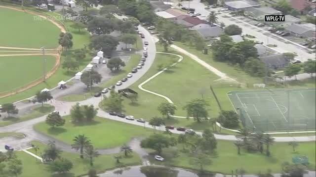 Long Lines For Tests As Covid 19 Swamps Florida Latest Headlines Roanoke Com