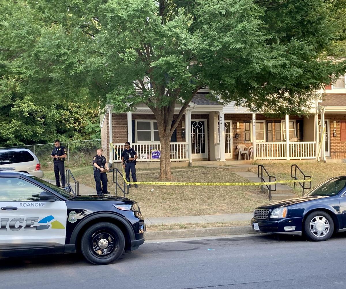 Roanoke police investigate shooting of boy