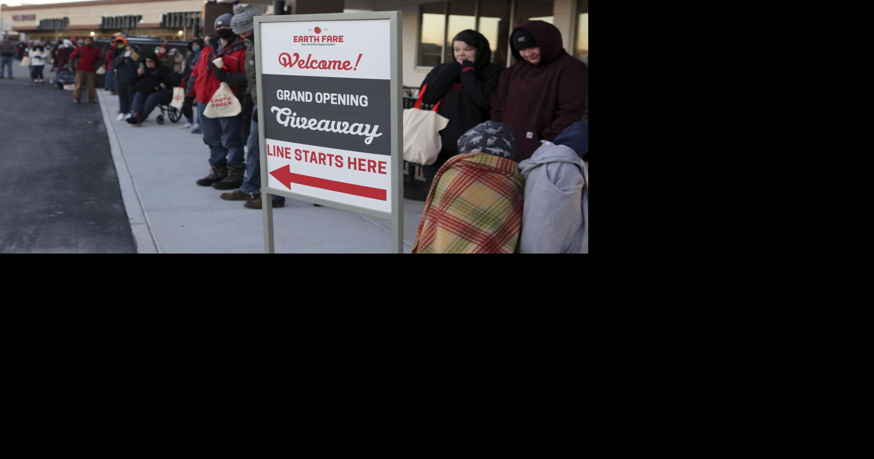 Photos Earth Fare opens in Christiansburg