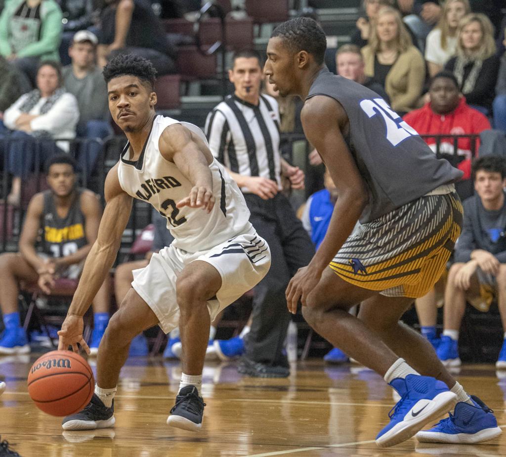 H S Boys Basketball Radford S Prioleau Enjoys Defensive Role