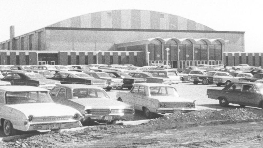 Salem Civic Center Leaders Celebrate 50 Years Look Ahead Entertainment Roanoke Com